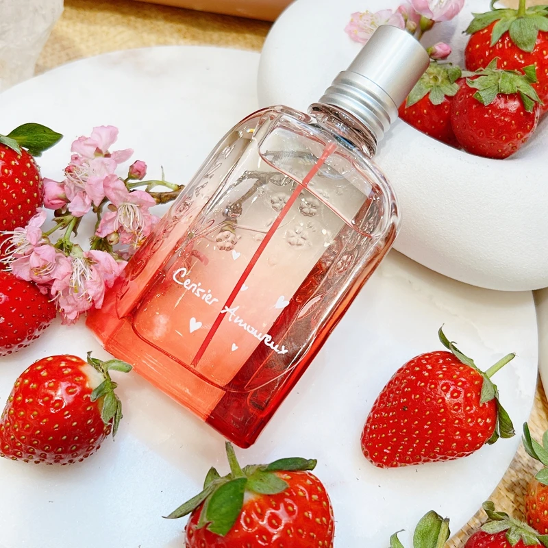 L'OCCITANE歐舒丹草莓櫻花限量香氛系列草莓櫻花淡香水50ml,NT2,350 L'OCCITANE歐舒丹草莓櫻花限量香氛系列草莓櫻花淡香水50ml,NT2,350