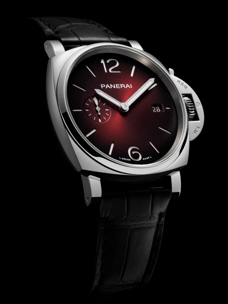 紅色腕錶 Panerai 沛納海