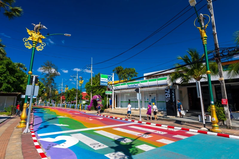 泰國普吉島,芭東海灘(泰國光觀局提供) 泰國普吉島,芭東海灘(泰國光觀局提供)