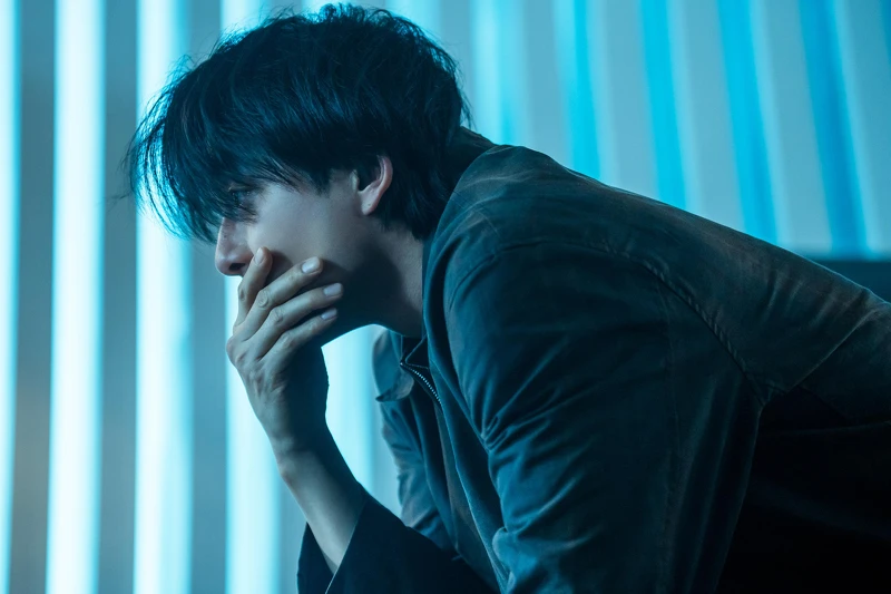 孔劉 飾演 Han Jeong-won 孔劉 飾演 Han Jeong-won