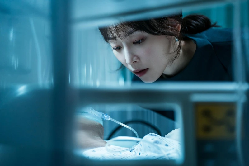 徐玄振 飾演 In-ji  徐玄振 飾演 In-ji