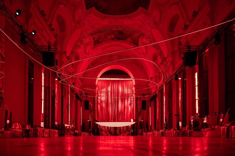 卡地亞於法國時間2/8在巴黎小皇宮Petit Palais舉辦trinity100週年晚宴 卡地亞於法國時間2/8在巴黎小皇宮Petit Palais舉辦trinity100週年晚宴