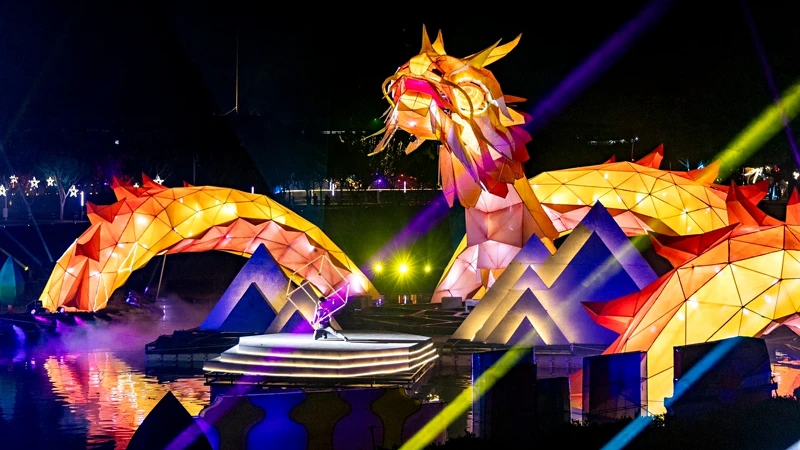 2024中台灣元宵主燈「臺中龍賀」 2024中台灣元宵主燈「臺中龍賀」