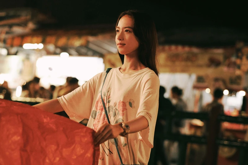 《青春18x2 通往有你的旅程》拍攝現場許光漢和清原果耶寫了數十顆天燈，更意外發現清原果耶的毛筆字非常美。