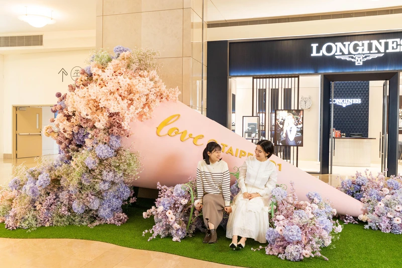 1F松智長廊浪漫捧花