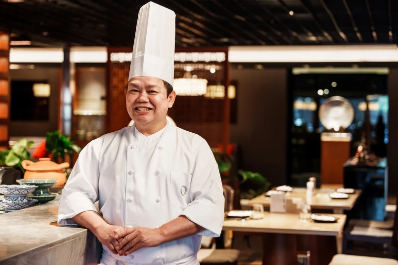 Chamlong Pewthaisong上任SUKHOTHAI餐廳主廚