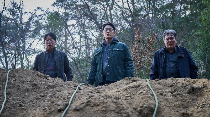 《破墓》 《破墓》