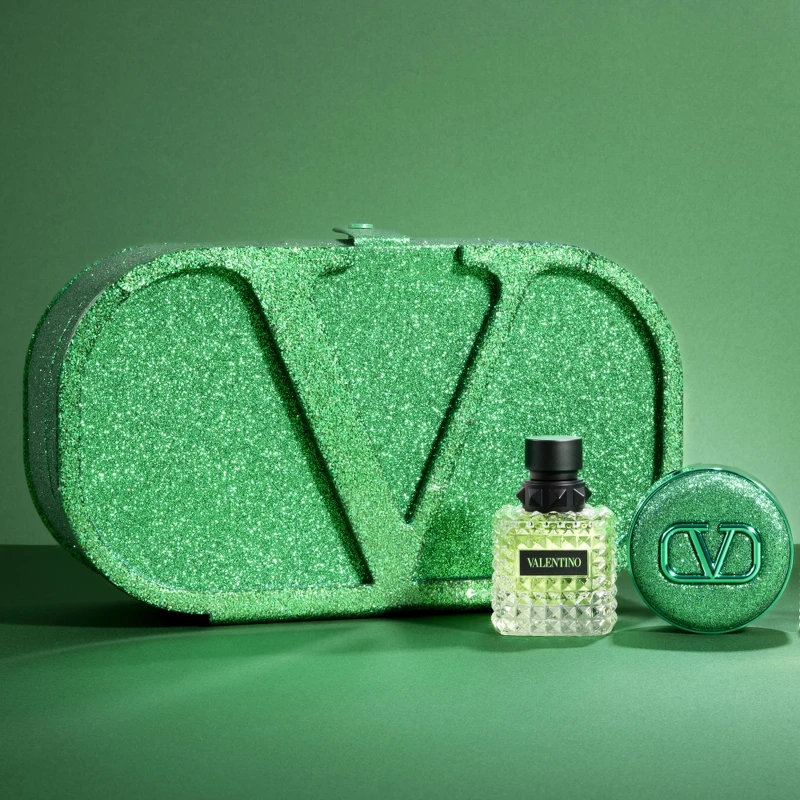 Valentino怪美綠高訂禮盒。