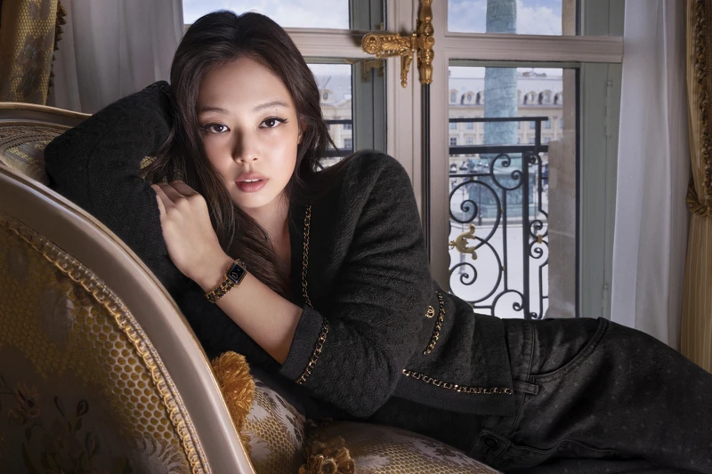 JENNIE演繹 PREMIÈRE 腕錶－原創款全新形象廣告