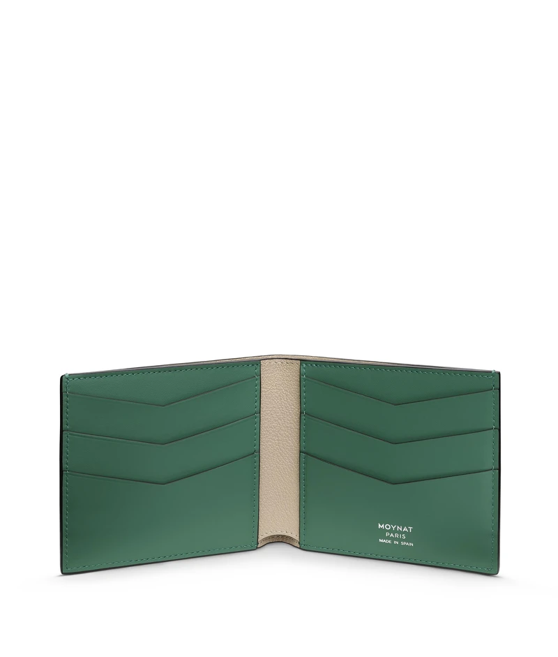 Moynat 綠色印花皮夾,NT16,900。 Moynat 綠色印花皮夾,NT16,900。