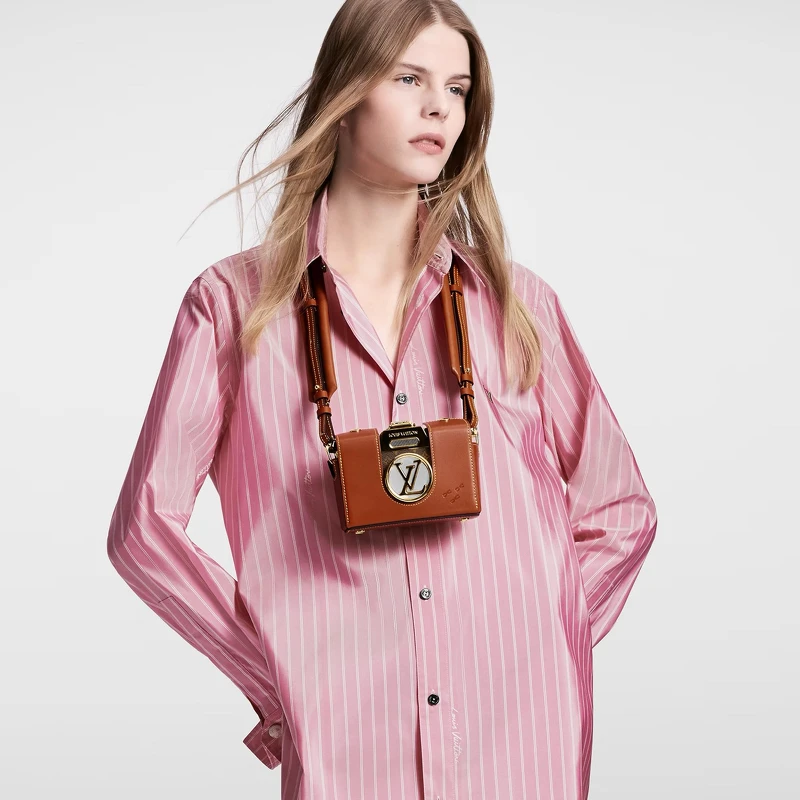 Pic Trunk 相機包,NT322,000。 Pic Trunk 相機包,NT322,000。