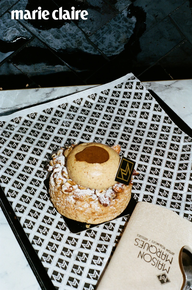 Maison Marques 榛果帕里尼泡芙。 Maison Marques 榛果帕里尼泡芙。