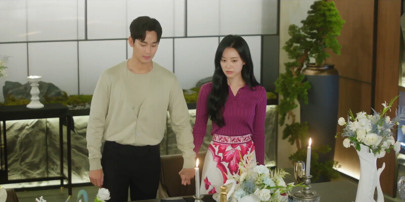 白賢祐牽手洪海仁，讓洪海仁覺得”有問題”