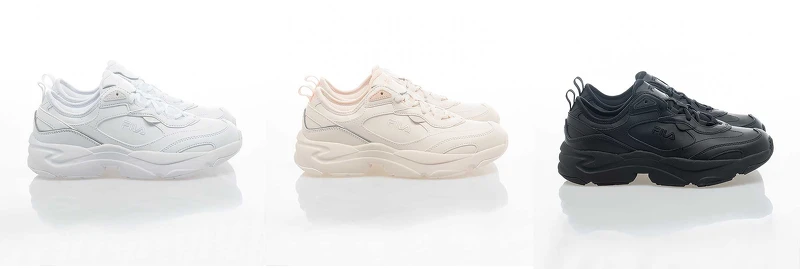 RAY TRAINER，各NT1,980。