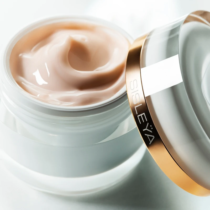 Sisley Sisleÿa抗皺活膚御緻駐顏琉晶霜。