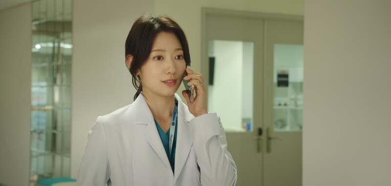 南荷娜回到大韓大學醫院，正式成為教授。