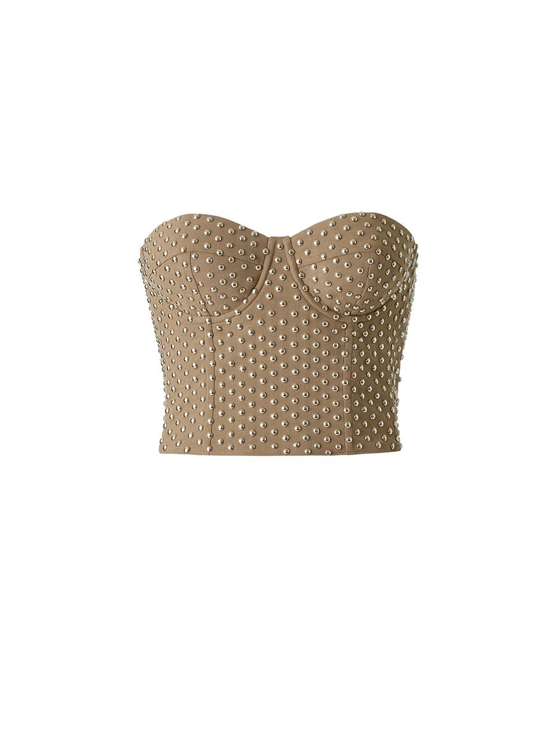 羊毛混紡鉚釘馬甲上衣NT$3499。