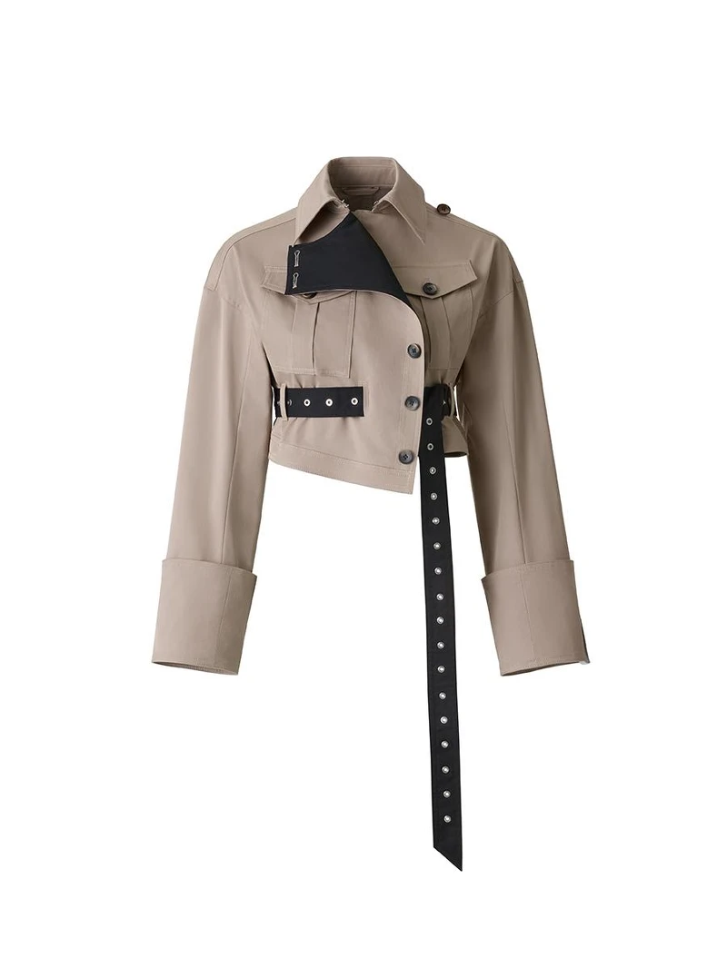 短版斜紋外套NT$6999。