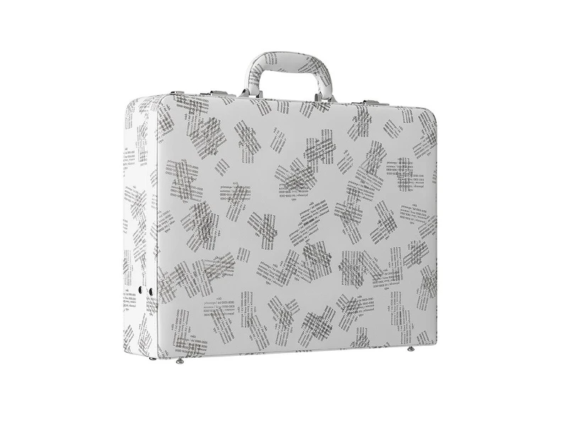 圖案公事包NT$6999。