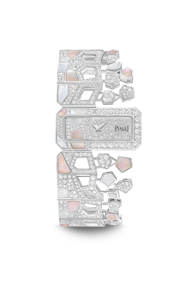 PIAGET Metaphoria 頂級珠寶系列Roscida 18K白金珍珠母貝鑽石腕錶,NT$ 10,300,000。 PIAGET Metaphoria 頂級珠寶系列Roscida 18K白金珍珠母貝鑽石腕錶,NT$ 10,300,000。