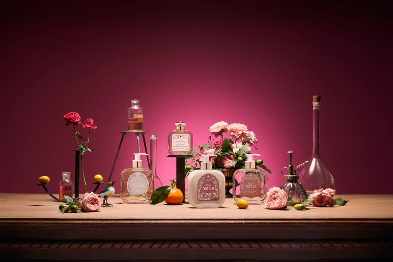 Santa Maria Novella佛羅倫斯1221系列Rosa Novella 秘院玫瑰形象圖。 Santa Maria Novella佛羅倫斯1221系列Rosa Novella 秘院玫瑰形象圖。