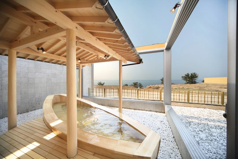 「叉牙魚館(八森いさりび温泉ハタハタ館)」。 「叉牙魚館(八森いさりび温泉ハタハタ館)」。