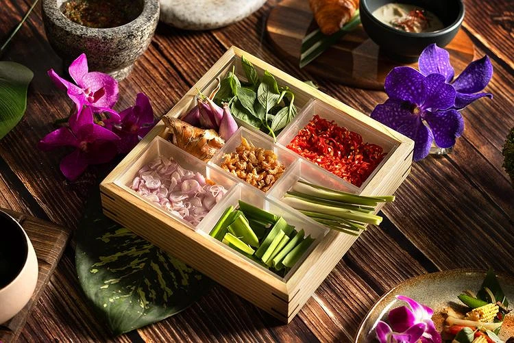 春季全新推出的「THAI–PANYAKI」，將泰式經典風味重新詮釋。