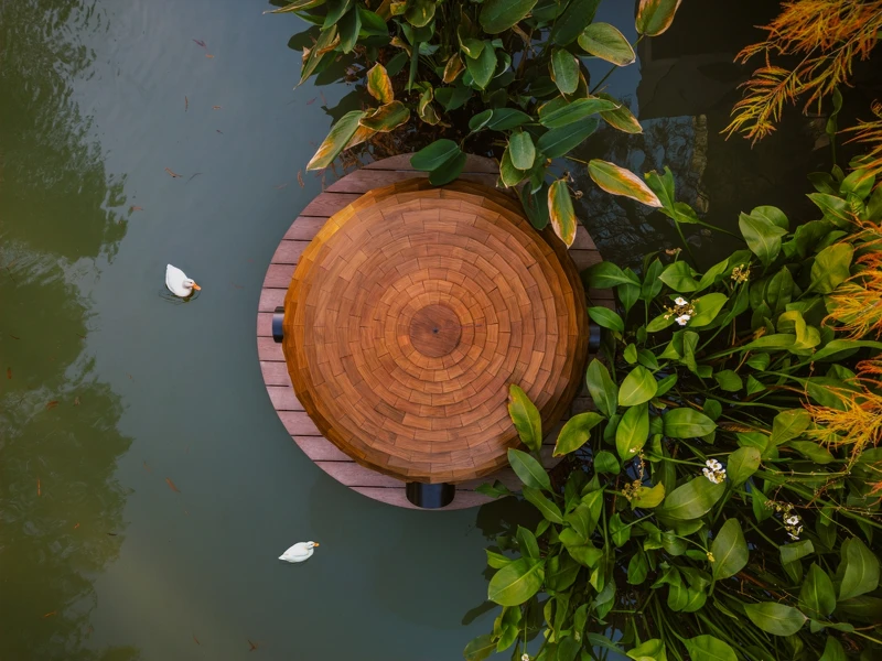 邀請藝術家范承宗設計打造出的柯爾鴨屋。 邀請藝術家范承宗設計打造出的柯爾鴨屋。