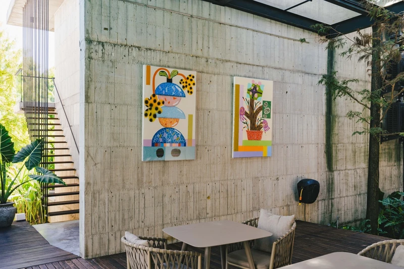 他以自然植物為靈感作為這次創作的主題。 他以自然植物為靈感作為這次創作的主題。