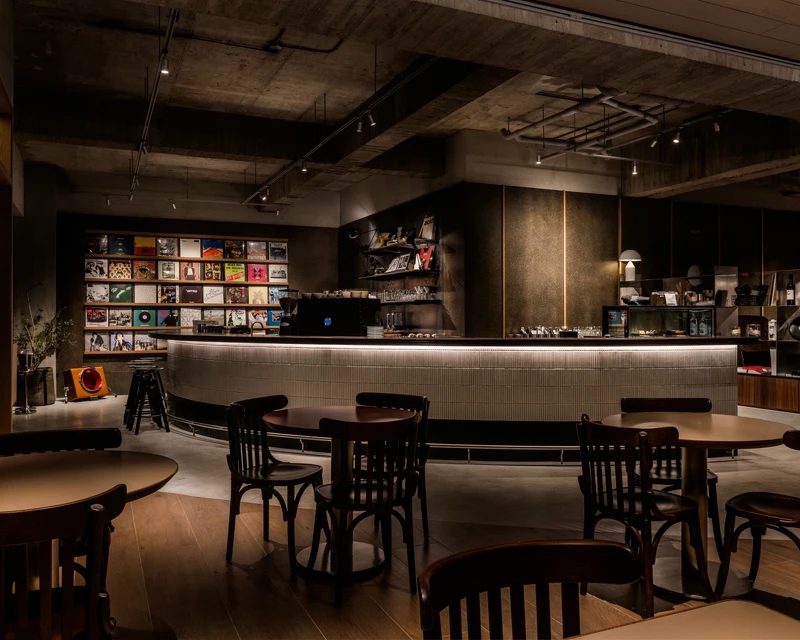 餐廳品牌、空間皆環繞著「音樂」主題打造。