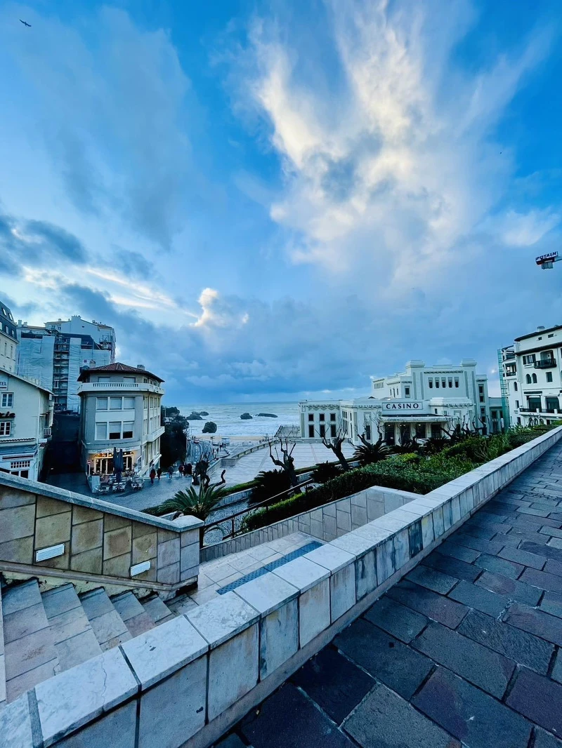 3月的濱海小城略為冷清 3月的濱海小城略為冷清