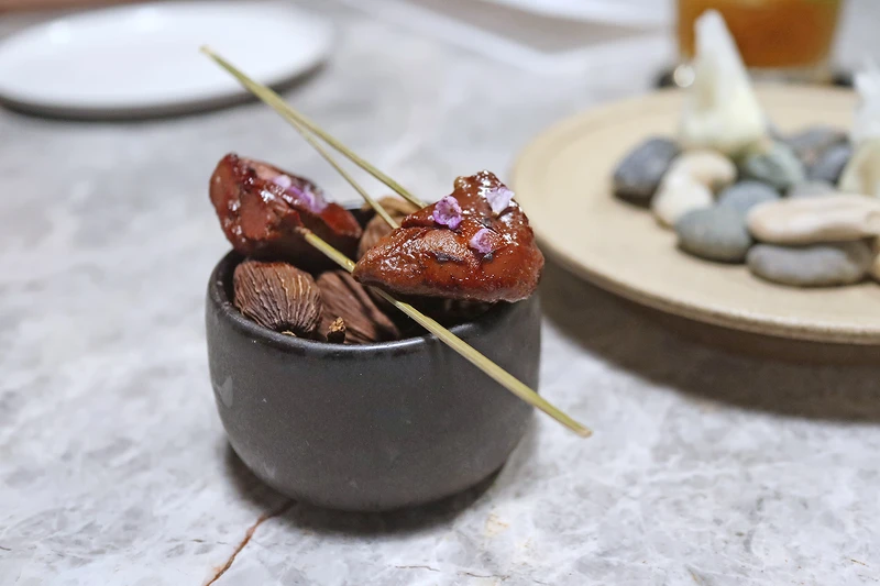 隱藏版前菜「雞肝」。