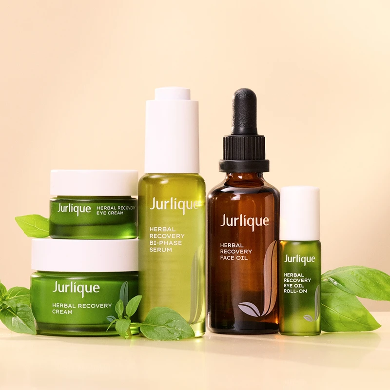 茱莉蔻賦活再生系列。 茱莉蔻賦活再生系列。