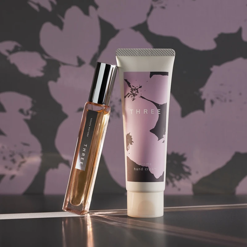 Three城中之櫻系列情境圖。 Three城中之櫻系列情境圖。