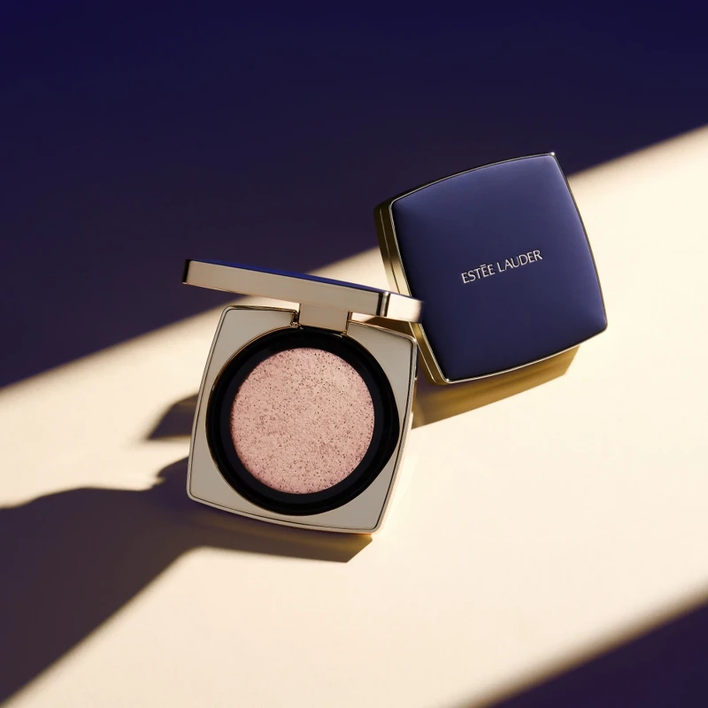 雅詩蘭黛粉持久完美鎖妝氣墊粉餅SPF45/PA+++(共6色)一盒兩蕊，NT2,700