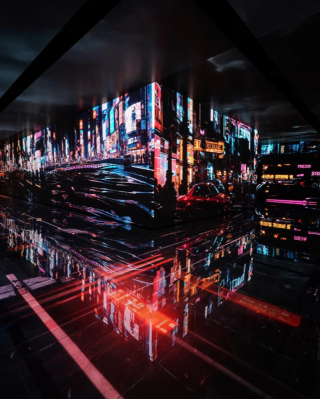 Balenciaga 2024秋冬秀場以電子影像作為開場。