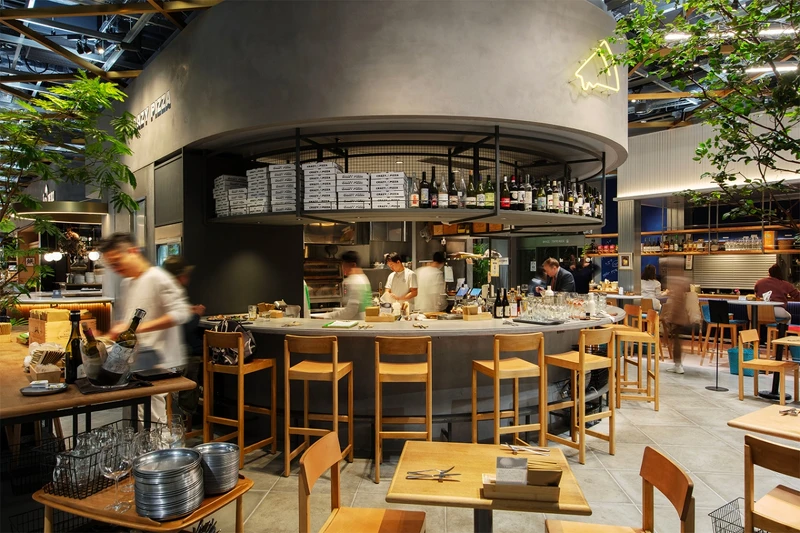 「T–Market」共有28間餐飲、超市與雜貨品牌專賣店。