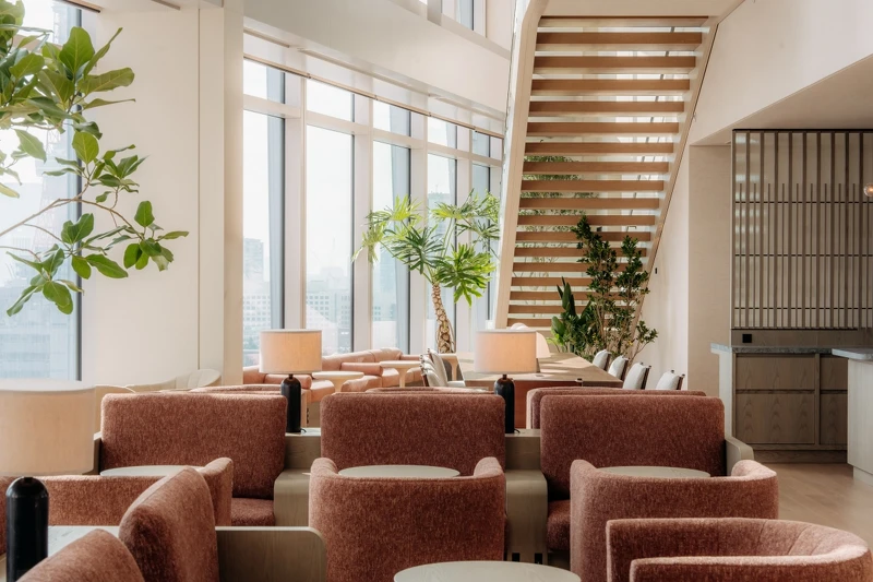 飯店11樓設置了「The Lounge」空間。