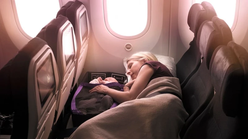 紐西蘭航空Air New Zealand經濟艙空中沙發Economy Skycouch 紐西蘭航空Air New Zealand經濟艙空中沙發Economy Skycouch