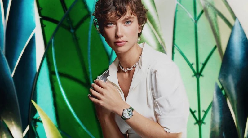 VCA 2024新錶亮點:Lady Arpels Brise d’Ete 模特兒穿搭圖(美佳獨家素材) VCA 2024新錶亮點:Lady Arpels Brise d’Ete 模特兒穿搭圖(美佳獨家素材)