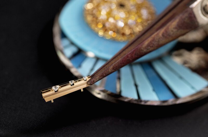 VCA 2024新錶亮點:Lady Arpels Jour Enchantée 腕錶工藝圖