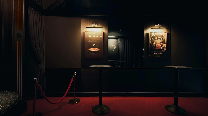 取自「影城」諧音打造一樓入口處。