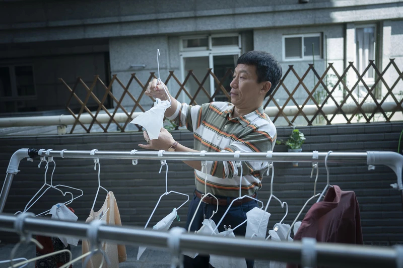 《省省吧！我家富貴發》郭子乾有各種省錢妙招，連衛生紙都可以重複使用。