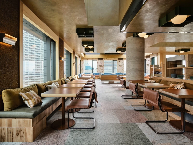 「Ace Hotel Sydney」位於18樓的「 Kiln」餐廳。 「Ace Hotel Sydney」位於18樓的「 Kiln」餐廳。