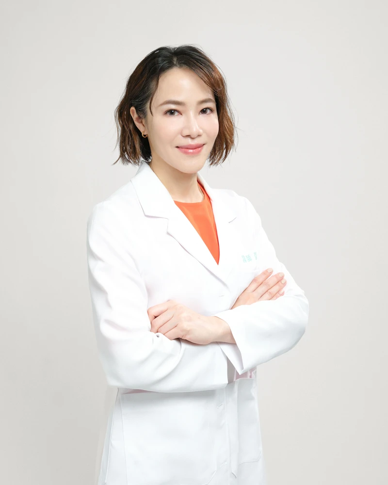 皮膚科張瑋庭醫師