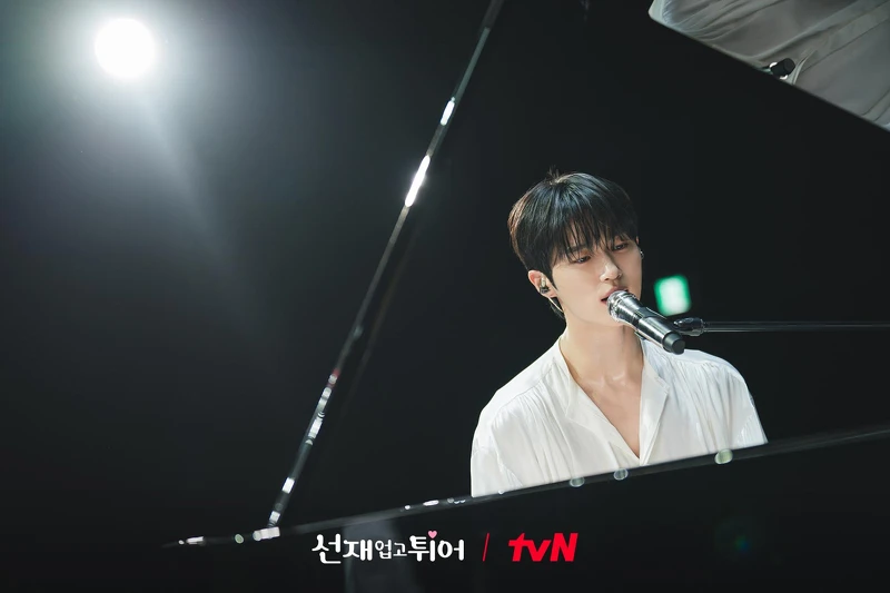 演唱會裡的邊佑錫被拍得帥到不行