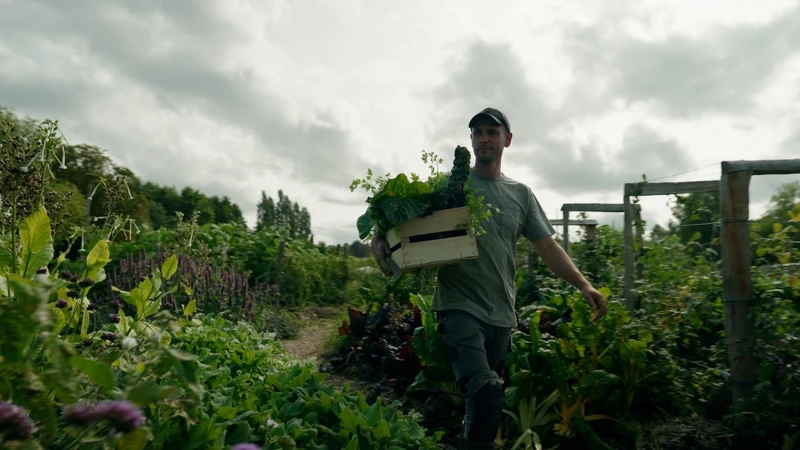 THE MILLIÈRE VALLEY米利埃谷Jardin des Partages共享花園創建者-湯姆·亞祖-貝童(Tom Arthus-Bertrand)。 THE MILLIÈRE VALLEY米利埃谷Jardin des Partages共享花園創建者-湯姆·亞祖-貝童(Tom Arthus-Bertrand)。