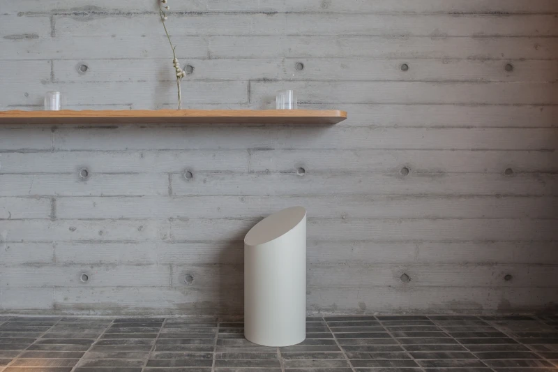 世界最美垃圾桶之稱的 THEM「MOHEIM」。