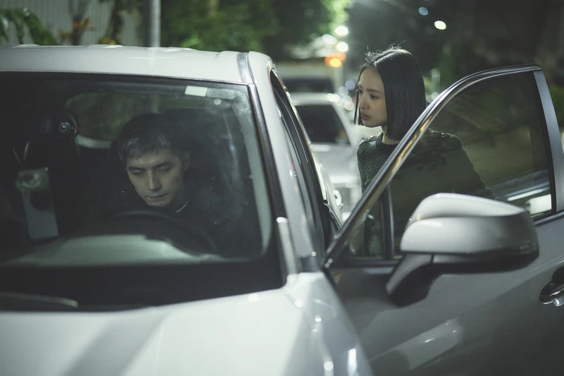 何魏水妹去世後，何瑞之與簡慶芬的關係就落到了冰點。