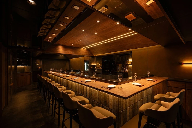 「牛花 USHI HANA」整體空間由知名設計公司「隱室設計INSITU DESIGN」設計。